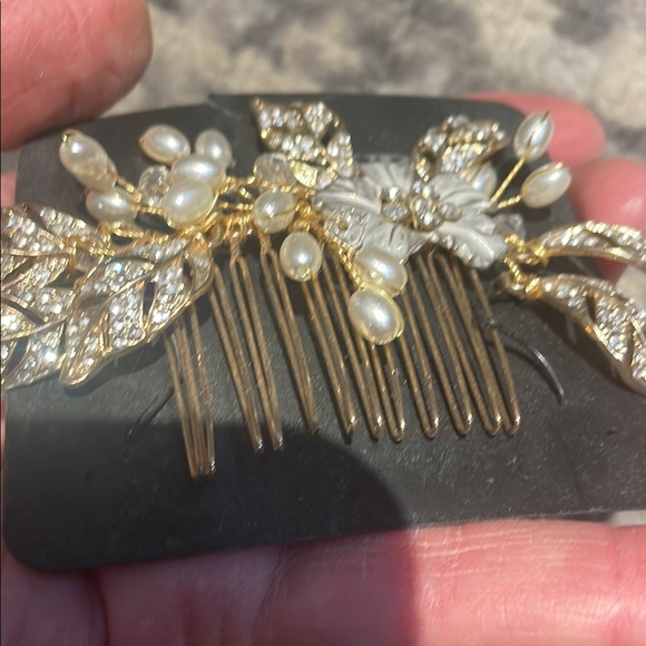 New Elegant Gold and Silver Hair Accessories - Picture 3 of 6
